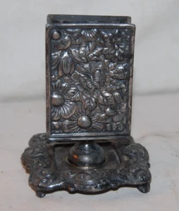 ANTIQUE WILCOX ART NOUVEAU SILVER REPOUSSE MATCH SAFE HOLDER - Picture 1 of 6