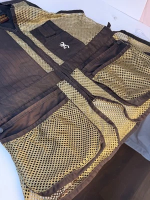 Browning Trapper Creek Shooting Vest Brown, Tan Mesh breathable XL - Image 1 of 4