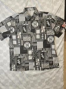 Chicago White Sox Short Sleeve Button Up Shirt - XL - Picture 1 of 7