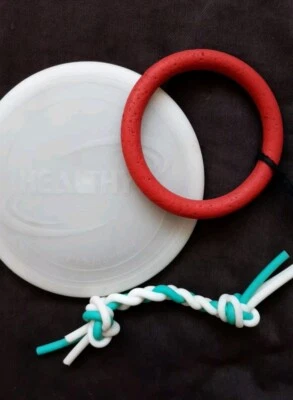 3x hochwertiges Hundespielzeug: Frisbee Kautschuk, Backenzahnring+ Flechttau  - Bild 1 von 4