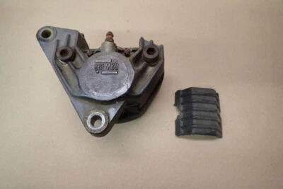 2004 KAWASAKI VULCAN 750 BREMBO FRONT BRAKE CALIPER W/ PADS - Image 1 of 4