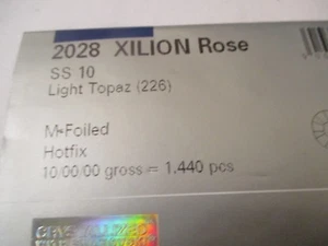1440 Swarovski Hotfix flat back 10 ss Lt Topaz Foiled Full Sealed Pack #2028 - Imagen 1 de 1