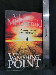 Fluchtpunkt von Val McDermid - Bild 1 von 10