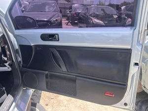 1998-2010 Volkswagen Beetle Hatchback Passenger Right Door Panel Balck / Blue - Picture 1 of 2