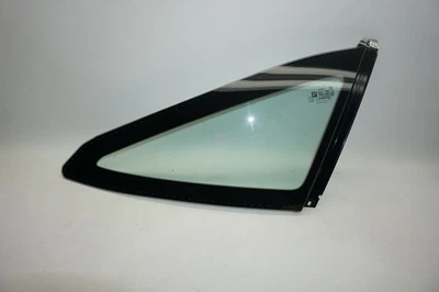 ASTON MARTIN DB11 QUARTO DE VIDRO TRASEIRO 2017 2018 2019 2020 2021 FABRICANTE DE EQUIPAMENTO ORIGINAL - Imagem 1 de 4