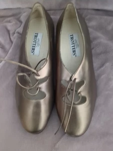 trotters womens shoes 9WW Roxy Pewter - Picture 1 of 5