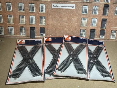 4 Lima 403041 OO HO Gauge Diamond Crossing Track Sections  - Image 1 of 3