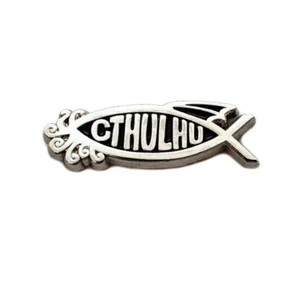 Pin esmalte de metal Cthulu Lovecraft HP Lovecraft H.P. Call of Cthulu Steampunk - Imagen 1 de 3