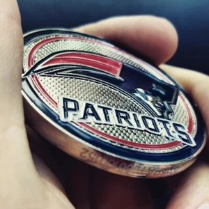PREMIUM NFL New England Patriots Poker Card Guard Chip Golf Marker Münze NEU - Bild 1 von 4