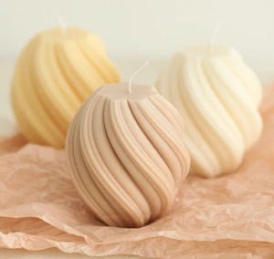 Carved Wave Twist Twirl Pillar Wax Candle Sculpture Silicone Mould DIY Decor - Bild 1 von 5