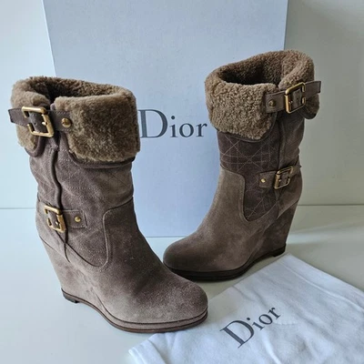 Botas de cuña Christian Dior Cannage acolchadas de gamuza topo 37 Foto 1 de 4