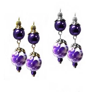 Purple Porcelain and Pearl earrings, choose clip on or pierced - Bild 1 von 3
