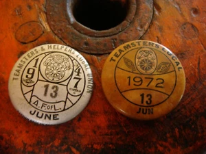 VINTAGE TEAMSTERS LOCAL PIN BACK BUTTON 2 STÜCK - Bild 1 von 4