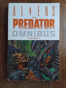 Aliens Vs. Predator Omnibus Volume 1 - 9781593077358 - Picture 1 of 4