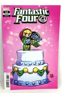 Fantastic Four #32 Bride of Dr Doom Skottie Young Variant 2021 Marvel Comics F+ - Picture 1 of 3