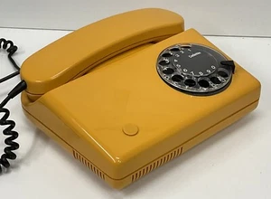 Vintage DeTeWe German Made 70er Jahre Drehscheibentelefon - hellorange - Bild 1 von 17