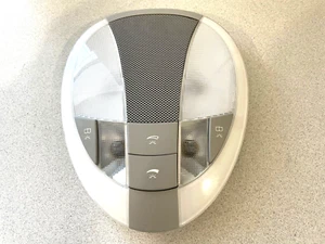 2004-2010 MERCEDES-BENZ CLS500 C219 ~ REAR DOME LIGHT ~ A2118206601 - Picture 1 of 6