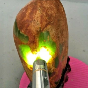 7,21 kg de roca de jadeíta - muestra de jade natural corte crudo áspero + soporte X21 - Imagen 1 de 12