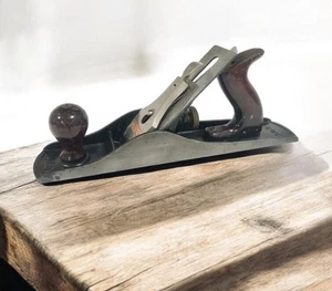 Vintage STANLEY BAILEY Plane No. 5 Woodworking Tool 14" Corrugated Sole - Picture 1 of 22