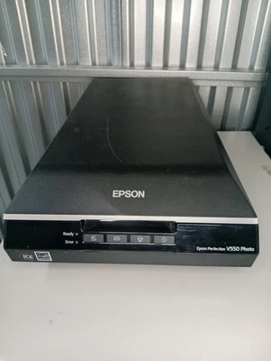 Epson Perfection V550 Photo Scanner w/Power Adapter Working  - Image 1 of 4