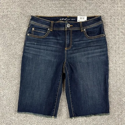 Bermudas de mezclilla INC International Concepts para mujer 6 lavado oscuro dobladillo crudo Foto 1 de 4