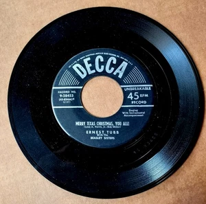 COUNTRY CHRISTMAS 45: ERNEST TUBB With The BEASLEY SISTERS Merry Texas Christmas - Picture 1 of 6