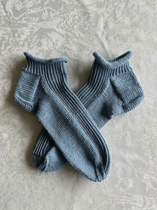 Damen Socken Gr. 40 stahlblau, handgestrickt mit Rollrand, NEU - Bild 1 von 1