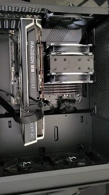 Combo Intel Core i5 13600KF, Gigabyte B660M, 32GB Kingston Fury Beast - Immagine 1 di 4