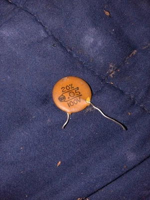 Condensador de tapa Fender Telecaster .05 100V vintage años 60 70 Foto 1 de 4