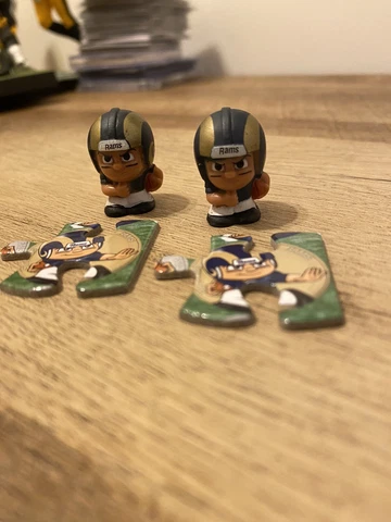TEENYMATES NFL FOOTBALL MINI FIGURE LOOSE LOT OF 2 LOS ANGELES RAMS W/PUZZLE Cover