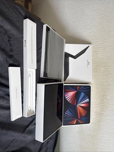 Apple iPad Pro 12,9” (5. Gen., Wi-Fi, 256 GB) + Apple Pencil + Magic Keyboard ++ - Bild 1 von 10