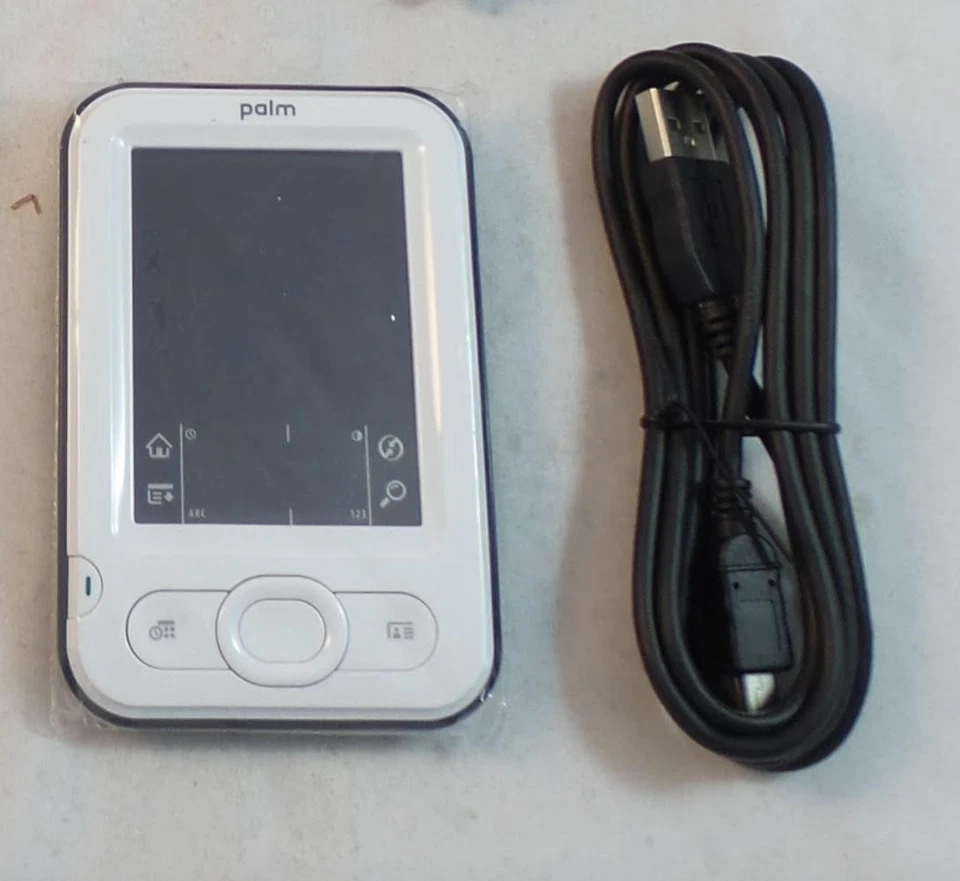 Palm Z22 Handheld PDA 200MHz OS 5.4 32MB IrDA (1048NA) - Image 1 of 1