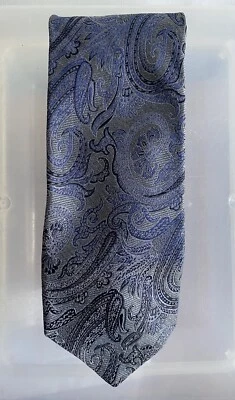 Corbata gris DKNY 100 % seda hecha en EE. UU. Foto 1 de 4