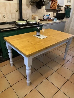 Country kitchen Farmhouse table 5ft Handcrafted Dining Table - Image 1 of 4