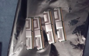 • Memoria RAM DDR2 Hynix 4x 1 GB 1Rx8 PC2-5300F-555-11 (P/N hymp112f72cp8d3-y5) - Imagen 1 de 2