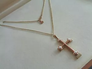 SUPERBO ciondolo croce gallese Clogau oro giallo e rosa 9 ct - perle d'acqua dolce - Foto 1 di 6