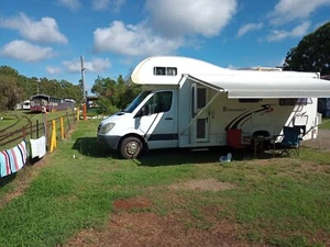 2010 Mercedes Jayco 27ft Reg till Nov 25, Low 161,111 km, Auto - Picture 1 of 14