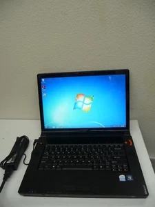Lenovo IdeaPad Y530 15.4" Intel Pentium T3200 2GHz 4GB Ram 320GB HDD DVD Win7 - Picture 1 of 11