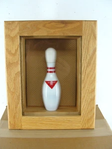 OAK WOOD WOODEN SHADOW BOX ⭐ WALL HANGING DISPLAY CASE GLASS LOCKING w/KEY NEW - Picture 1 of 11