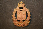 Old Canadian Hussars Regiment metal Cap badge Canada double lug Kings Crown