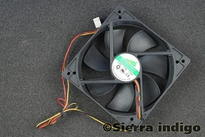 Alpine DF1202512SELN Fan 120mm x 25mm DC12V 0.16A 3-Pin 3-Wire - Picture 1 of 1