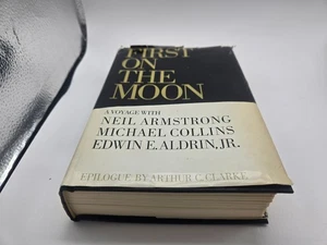 First on The Moon A Voyage With Neil Armstrong 1970 HC VTG Book - Imagen 1 de 10