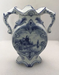 Swaine & Co German Blue White vase with handles Vintage 5 1/4 T - Picture 1 of 6