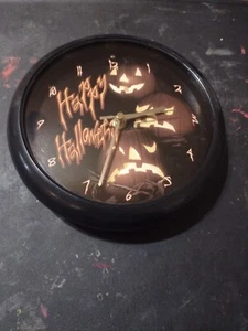 Halloween Uhr, Uhr funktioniert mit Batterien, kein Batteriefach keine Risse. - Bild 1 von 5