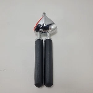 OXO Good Grips Knoblauchpresse - Bild 1 von 10