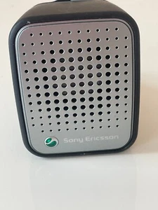 NEUF ACCESSOIRE HAUT-PARLEUR SONY ERICSSON AUTHENTIQUE RÉTRO/VINTAGE MPS-30 (ARGENT) - Photo 1/3