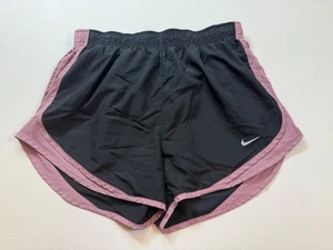Pantalones cortos para correr Nike Dri-Fit para mujer negros y rosas medianos absorbentes (bin DD191) - Imagen 1 de 6