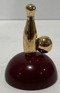 Bakelit Bowling Pin Trophäe braun Büro Schreibtisch Sammlerstück MCM 2" hoch Vintage - Bild 1 von 7