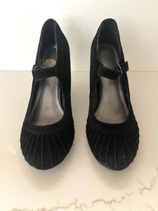 Apostrophe Ladies Black Suede Dress Shoes Size 9-- 4" Heel Buckle Closure - Picture 1 of 5