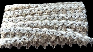 ANGEBOT 1 Zoll breit hellbraun/elfenbeinfarben Zopfborte Preis für 13 Yards - Bild 1 von 2